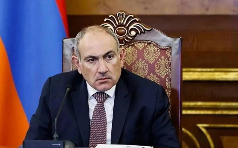 Пашинян бошчилигидаги Арманистон ҳукумати истеъфога чиқди